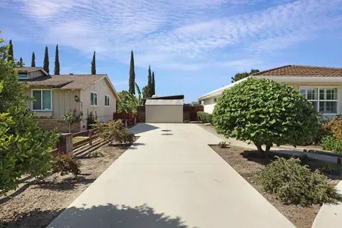 Exterior - 6796 E Woodward Ave, Manteca, CA 95337 photo 8 of 21