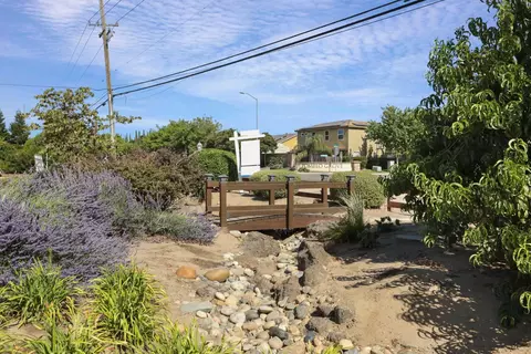 View/Area - 6796 E Woodward Ave, Manteca, CA 95337 photo 1 of 1