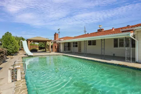Exterior - 6796 E Woodward Ave, Manteca, CA 95337 photo 15 of 21