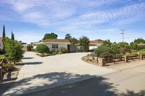 Exterior - 6796 E Woodward Ave, Manteca, CA 95337 photo 5 of 21