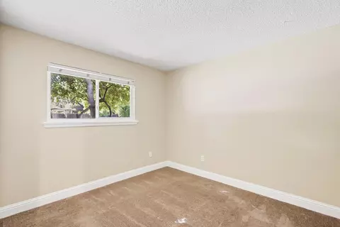 Bedroom - 912 Los Robles, Davis, CA 95618 photo 5 of 7