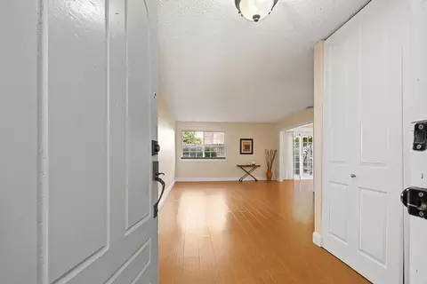 Entry Way - 912 Los Robles, Davis, CA 95618 photo 2 of 4