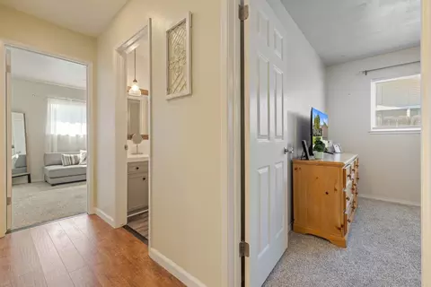 Entry Way - 1612 Angelene Dr, Modesto, CA 95355 photo 4 of 7