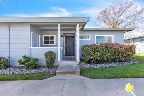 2869 Santa Paula Ct, Sacramento, CA 95821