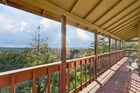 Exterior - 525 Skyline Dr, Placerville, CA 95667 photo 2 of 7