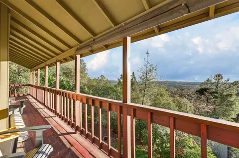 Exterior - 525 Skyline Dr, Placerville, CA 95667 photo 5 of 7