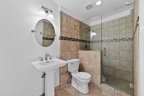 Bath - 525 Skyline Dr, Placerville, CA 95667 photo 1 of 1