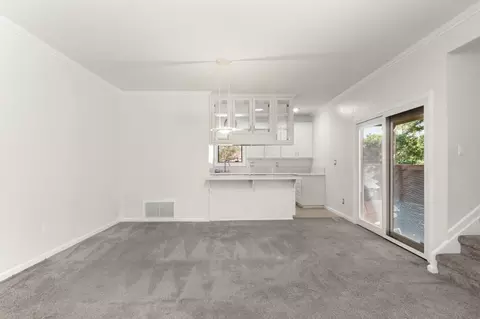 Living - 5902 Oak Ave, Carmichael, CA 95608 photo 8 of 10