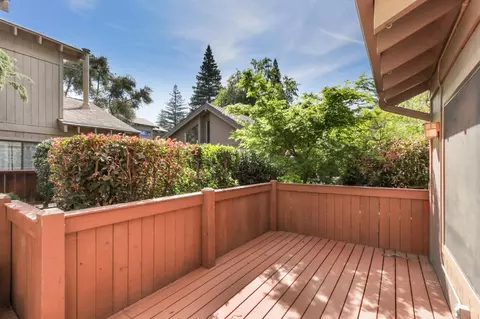 Exterior - 5902 Oak Ave, Carmichael, CA 95608 photo 7 of 15