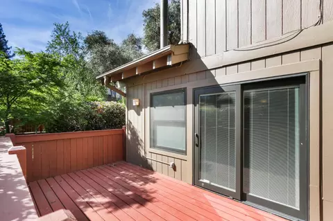 Exterior - 5902 Oak Ave, Carmichael, CA 95608 photo 8 of 15