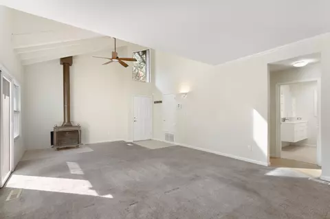 Living - 5902 Oak Ave, Carmichael, CA 95608 photo 4 of 10