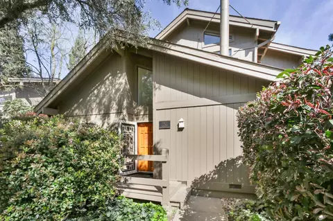 Exterior - 5902 Oak Ave, Carmichael, CA 95608 photo 3 of 15