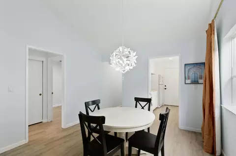 Dining - 4318 Cowell Blvd, Davis, CA 95618 photo 3 of 4