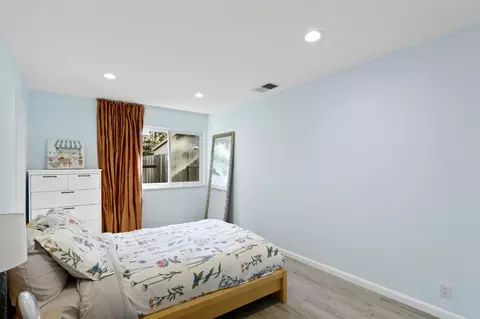 Bedroom - 4318 Cowell Blvd, Davis, CA 95618 photo 1 of 4