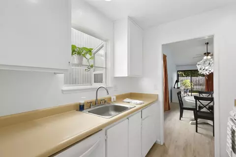 Kitchen - 4318 Cowell Blvd, Davis, CA 95618 photo 6 of 6