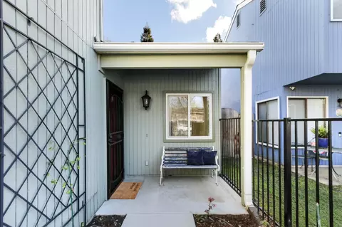 Exterior - 4318 Cowell Blvd, Davis, CA 95618 photo 3 of 12