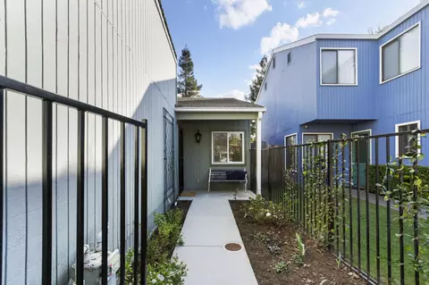 Exterior - 4318 Cowell Blvd, Davis, CA 95618 photo 2 of 12