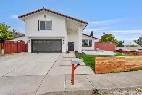 207 Redwood Ave, Milpitas, CA 95035 photo 1