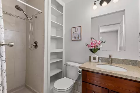 Bath - 1297 Kansas Cir, Concord, CA 94521 photo 3 of 3