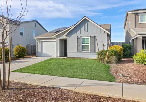 687 Jessie Dr, Merced, CA 95348 photo 3