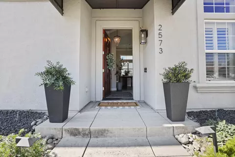 2573 Canal Dr, Lodi, CA 95242 photo 3