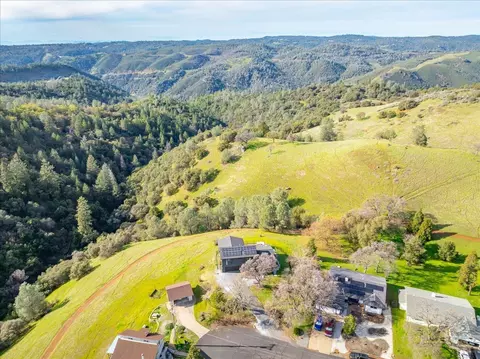 View/Area - 1869 Wild Cat Ct, Cool, CA 95614 photo 3 of 11