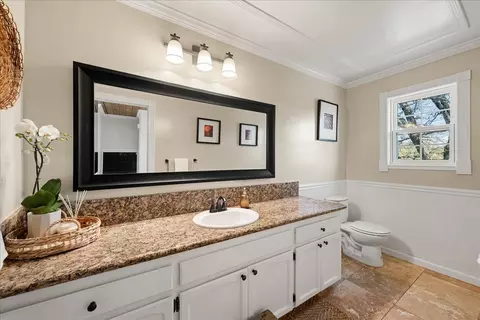 Bath - 1869 Wild Cat Ct, Cool, CA 95614 photo 1 of 4