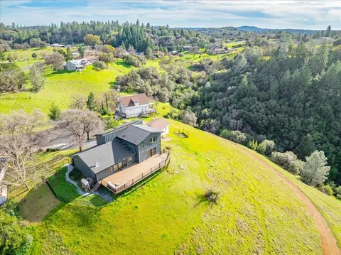View/Area - 1869 Wild Cat Ct, Cool, CA 95614 photo 2 of 11