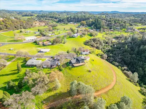 View/Area - 1869 Wild Cat Ct, Cool, CA 95614 photo 6 of 11