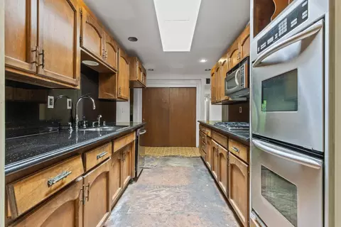 Other - 207 Lane St, Modesto, CA 95354 photo 1 of 9