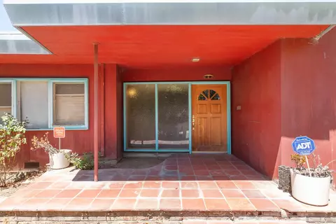 Exterior - 207 Lane St, Modesto, CA 95354 photo 2 of 9