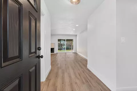 820 Ehrhardt Dr, Lodi, CA 95240 photo 3