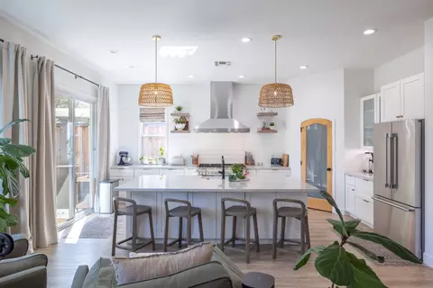 Kitchen - 336 Kristen Way, Ripon, CA 95366 photo 1 of 7
