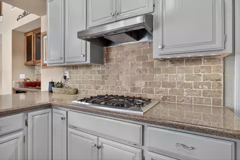 Kitchen - 1224 Glenbrook Way, Modesto, CA 95355 photo 4 of 5