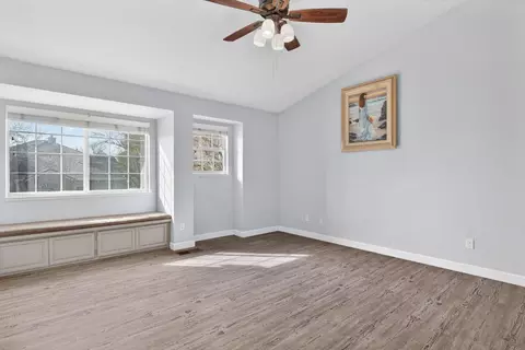 Living - 1224 Glenbrook Way, Modesto, CA 95355 photo 4 of 4