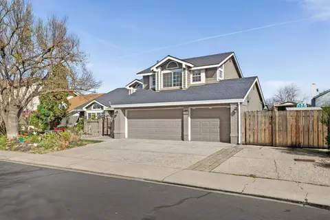 Exterior - 1224 Glenbrook Way, Modesto, CA 95355 photo 4 of 15