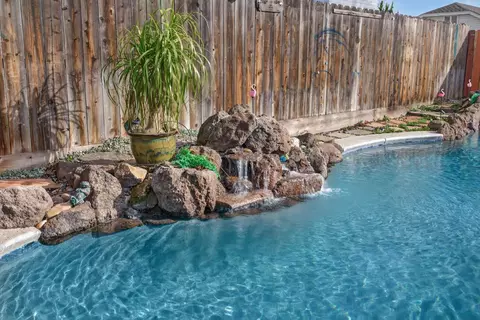 Exterior - 1224 Glenbrook Way, Modesto, CA 95355 photo 11 of 15