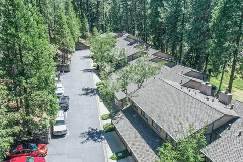 View/Area - 1140 Fairway Ct, Murphys, CA 95247 photo 1 of 5