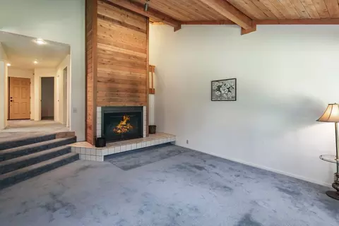Living - 1140 Fairway Ct, Murphys, CA 95247 photo 2 of 4