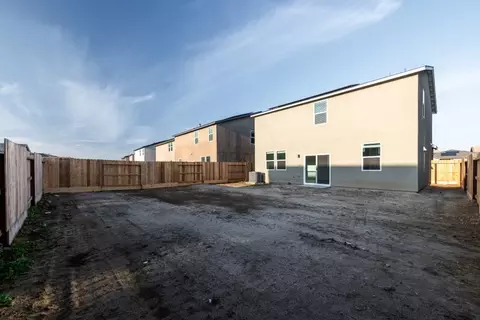 Exterior - 4626 Sami Jo Dr, Merced, CA 95348 photo 2 of 2