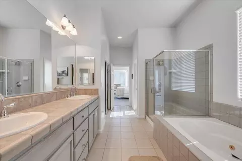 Entry Way - 258 Rock Ridge Ln, Copperopolis, CA 95228 photo 2 of 2