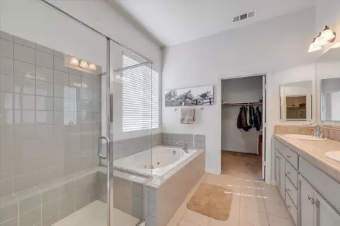 Bath - 258 Rock Ridge Ln, Copperopolis, CA 95228 photo 1 of 2