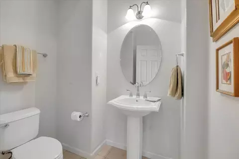 Bath - 258 Rock Ridge Ln, Copperopolis, CA 95228 photo 2 of 2