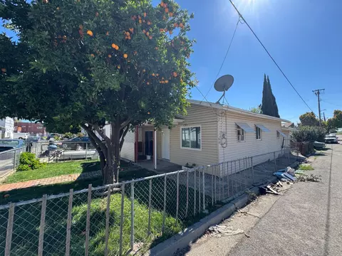 612 Union St, Isleton, CA 95641