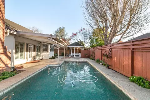 Exterior - 3809 Marigold Ln, Modesto, CA 95356 photo 11 of 13
