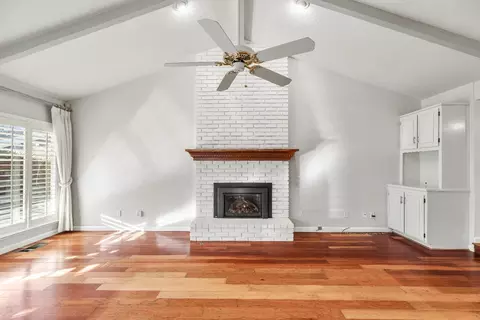 Living - 3809 Marigold Ln, Modesto, CA 95356 photo 4 of 10