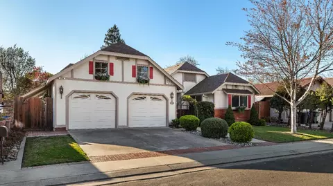 Exterior - 3809 Marigold Ln, Modesto, CA 95356 photo 3 of 13