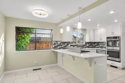 Kitchen - 3809 Marigold Ln, Modesto, CA 95356 photo 7 of 8