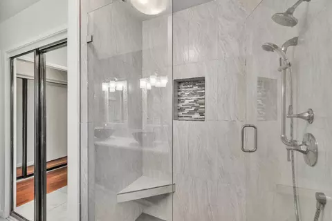 Bath - 3809 Marigold Ln, Modesto, CA 95356 photo 4 of 5