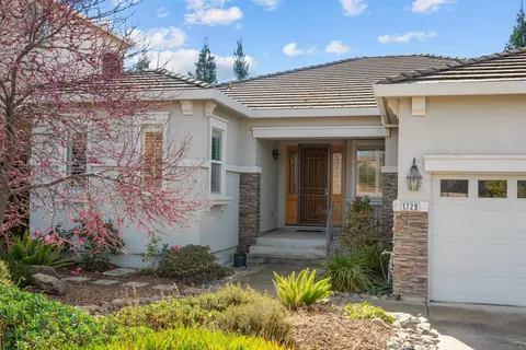1729 Traziel Way, Folsom, CA 95630 photo 3